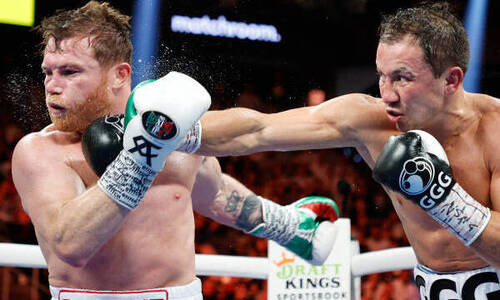 Геннадию Головкину «записали» победу над «Канело» Альваресом