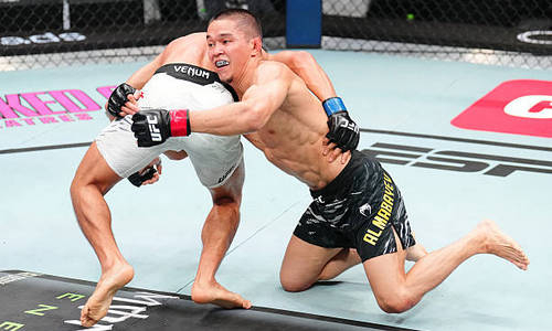 Асу Алмабаев получил хорошие новости о бое за титул чемпиона UFC