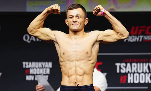 Вынесен вердикт противостоянию «Туранского воина» из Казахстана против Топурии в UFC