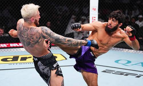 Арман Царукян, Дэн Хукер