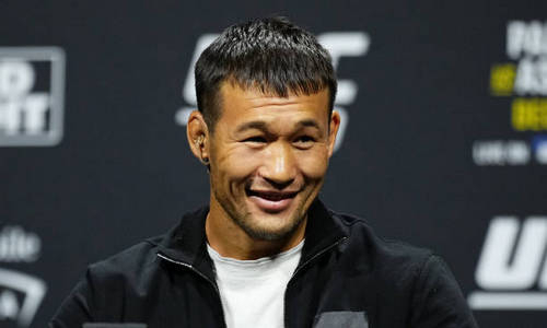 «Ты проиграл». Шавкат Рахмонов оспорил победу казахстанского бойца в UFC