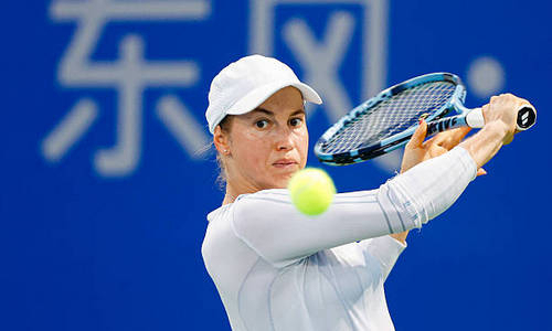 Юлия Путинцева сыграла с российской теннисисткой на уникальном турнире