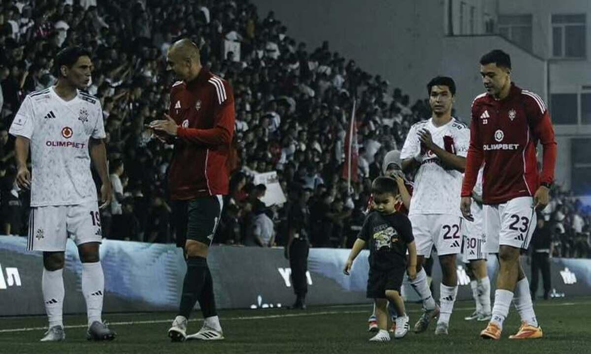 «Актобе» массово избавляется от футболистов. Известны имена