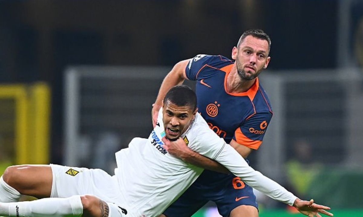 «Все из-за них». В России нашли виновных в неожиданном исходе матча «Интер» — «Кайрат»