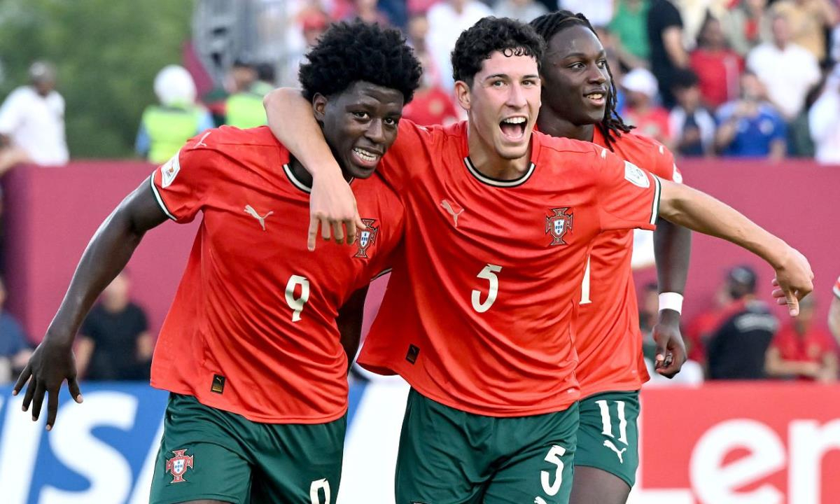 Разгром 6:0 произошёл на ЧМ-2025 по футболу с участием Узбекистана