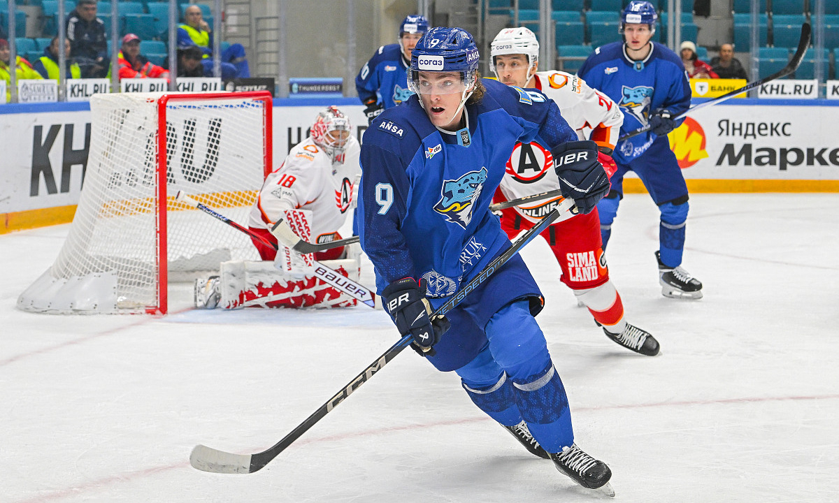 Фоторепортаж с матча КХЛ «Барыс» — «Автомобилист» 3:2 ОТ