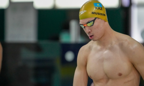 Казахстанский пловец принес третье «золото» Исламиады-2025