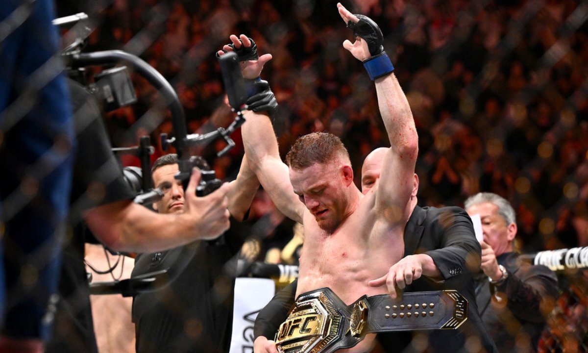 Чемпиону UFC в весе Шавката Рахмонова «записали» досрочное поражение