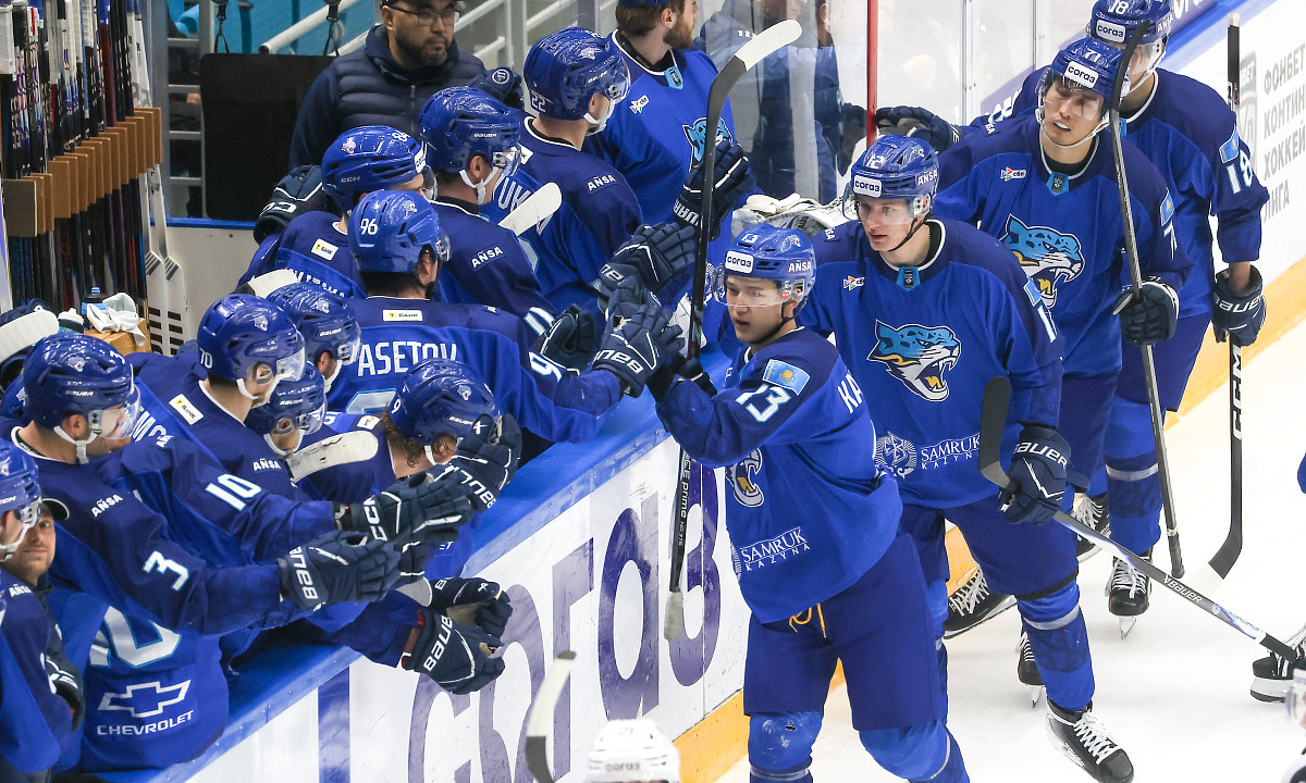 Шайбы хоккеистов «Барыса» стали лучшими в КХЛ