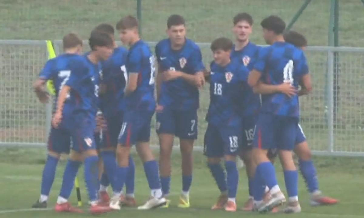 Разгромом закончился матч сенсационно проигравшей Казахстану сборной в отборе на Евро