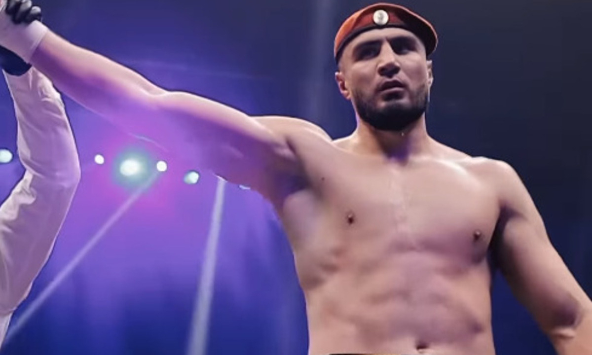 Баходир Джалолов сделал неожиданное заявление после победы нокаутом