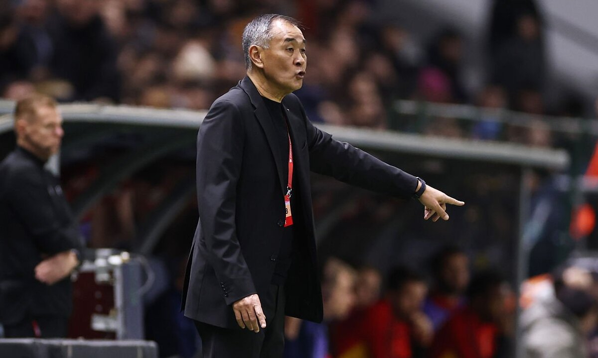 «Я защитил ребят». Байсуфинов раскрыл момент удаления Чеснокова