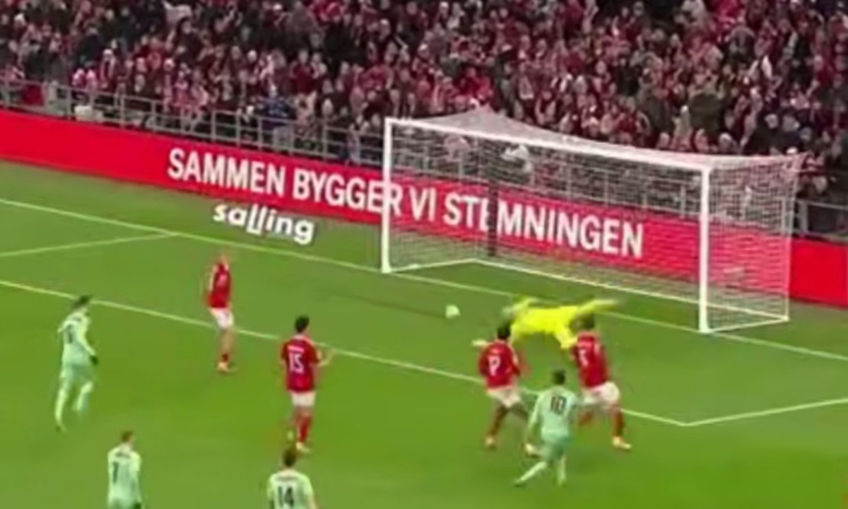 Футболист «Кайрата» забил важный гол в ворота сборной Дании. Видео