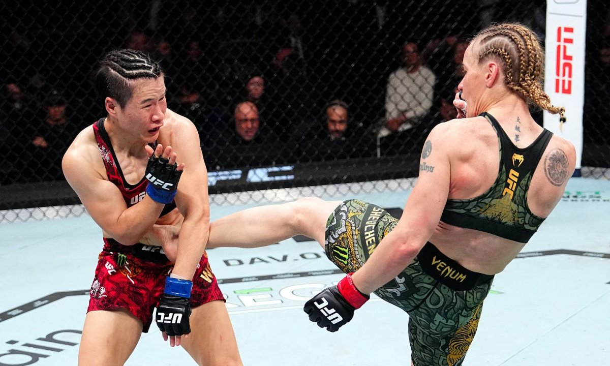 Тотальный разгром решил судьбу боя за чемпионский титул на UFC 322. Видео