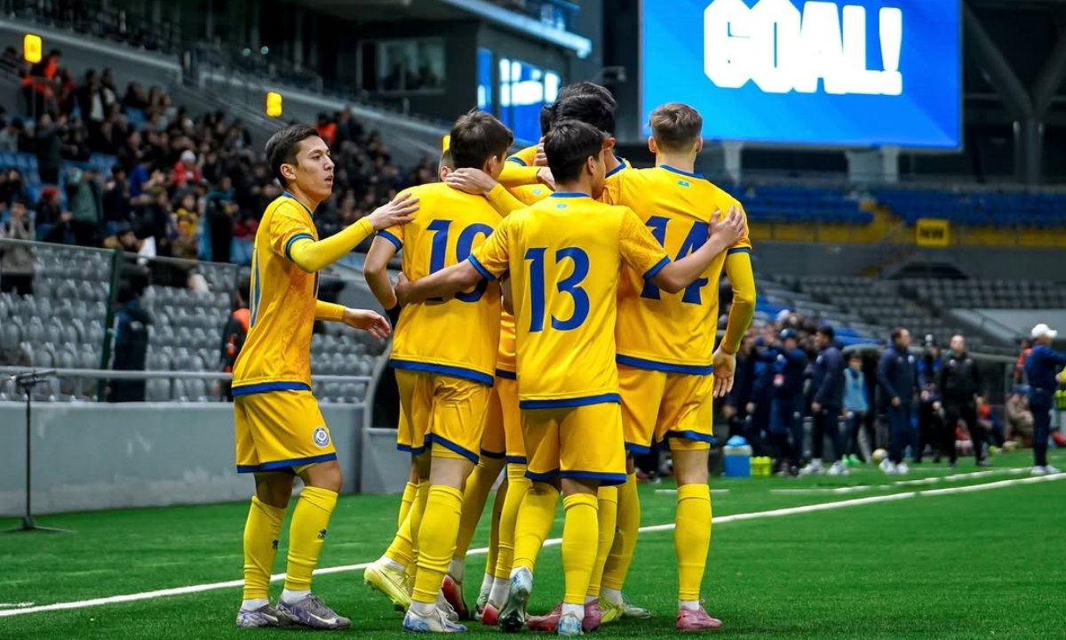 Пенальти на 90-й минуте решил исход матча Казахстана в отборе на Евро по футболу