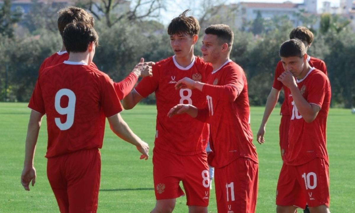 Названа дата допуска сборных России к официальным турнирам