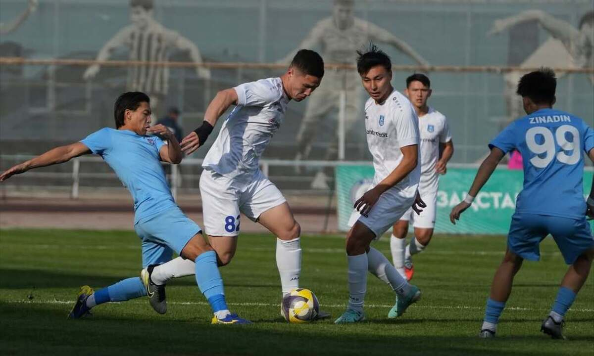 Казахстанский футбольный клуб снялся с чемпионата