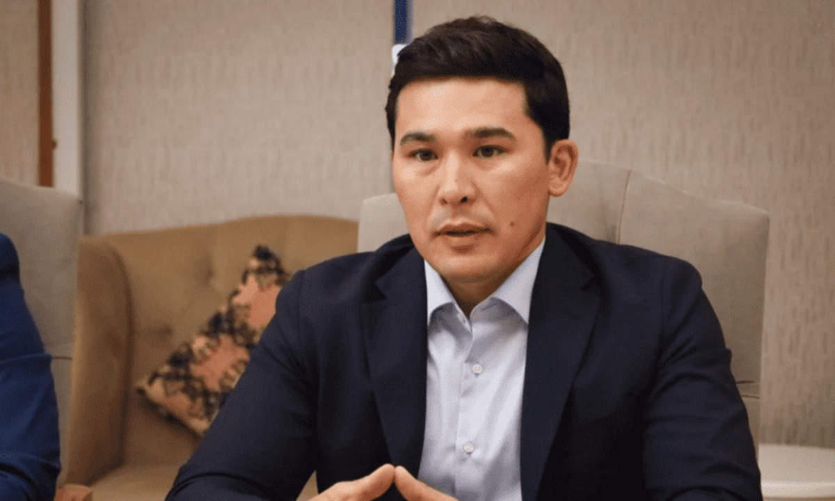 Министр спорта РК обратился к Геннадию Головкину