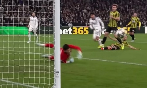 Сейв Темирлана Анарбекова попал в число лучших в Лиге Чемпионов. Видео