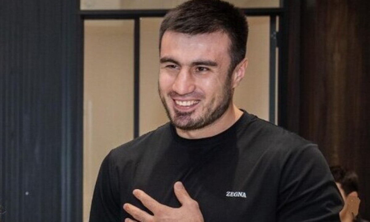 Сборная Казахстана побывала в шикарном доме Баходира Джалолова. Видео