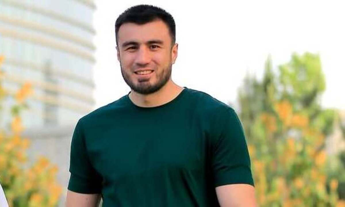 Звезды сборной Казахстана впечатлили маму Баходира Джалолова. Видео