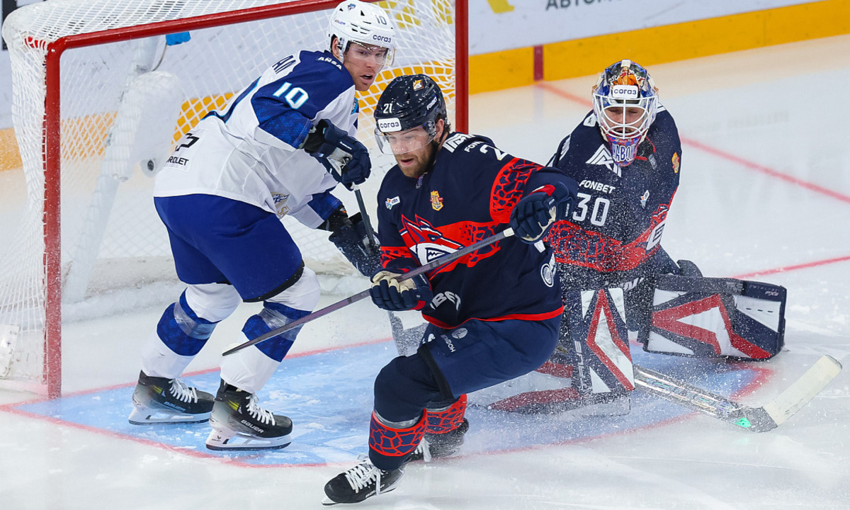 Видеообзор матча «Барыса» с топ-клубом КХЛ семью шайбами