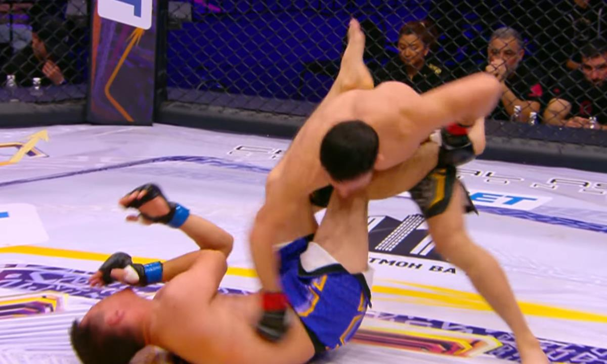 Казахстанский боец нокаутом за 51 секунду добился десятой победы в профи. Видео