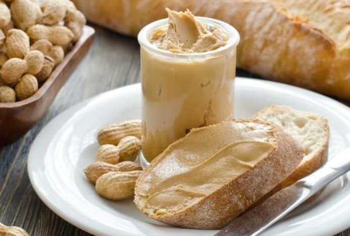 Как правильно есть арахисовую пасту при похудении — нормы, польза и лучшие сочетания