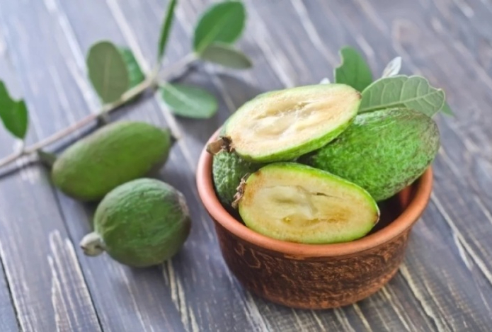 100 % йода. Кому надо есть фейхоа