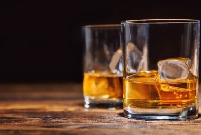 Выявлен неожиданный фактор, провоцирующий тягу к алкоголю