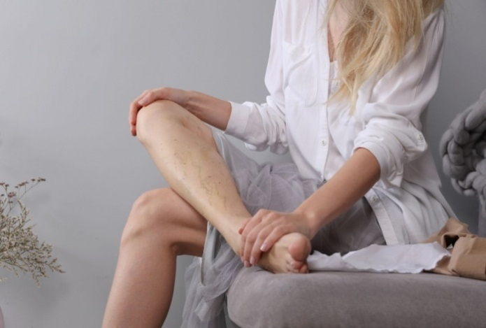 На какие заболевания может указывать сухость стоп и ладоней