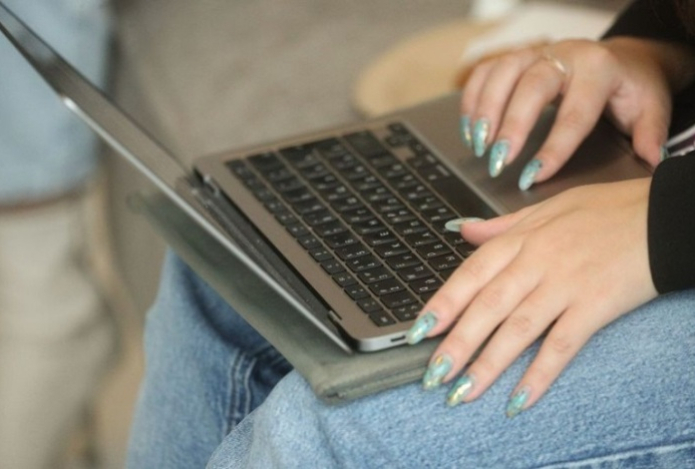 Психолог призвала не тратить выходные на работу