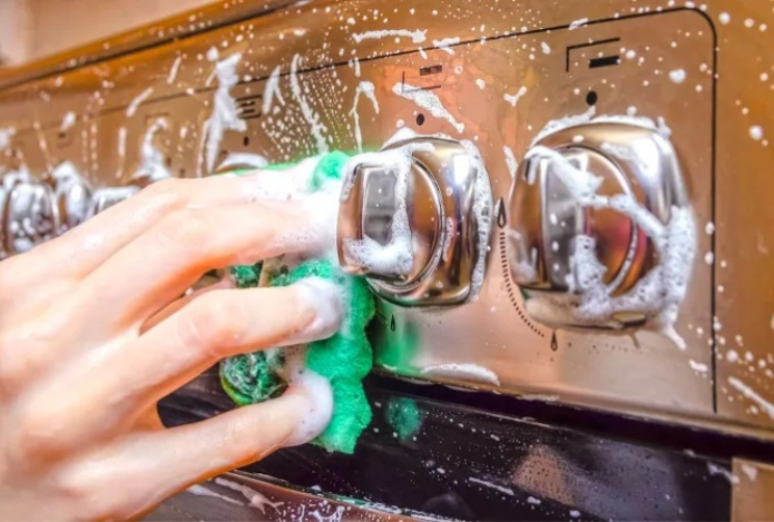 Как отмыть грязные ручки на плите