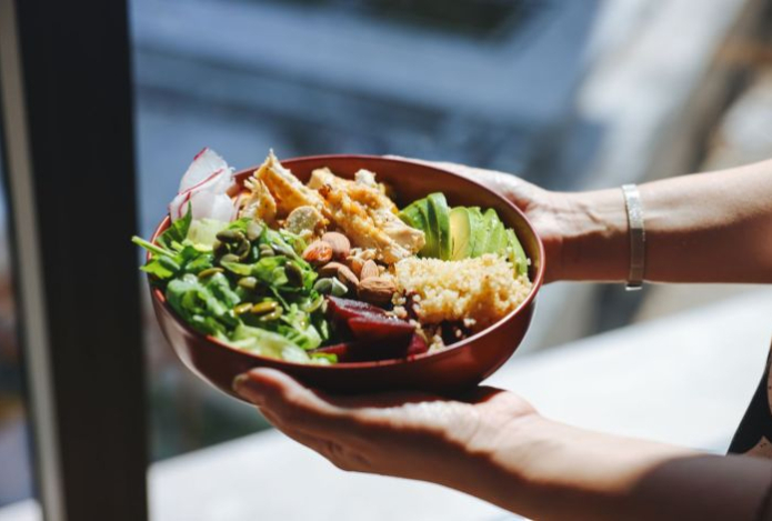 Врач назвал формулу идеальной тарелки для здоровья мозга