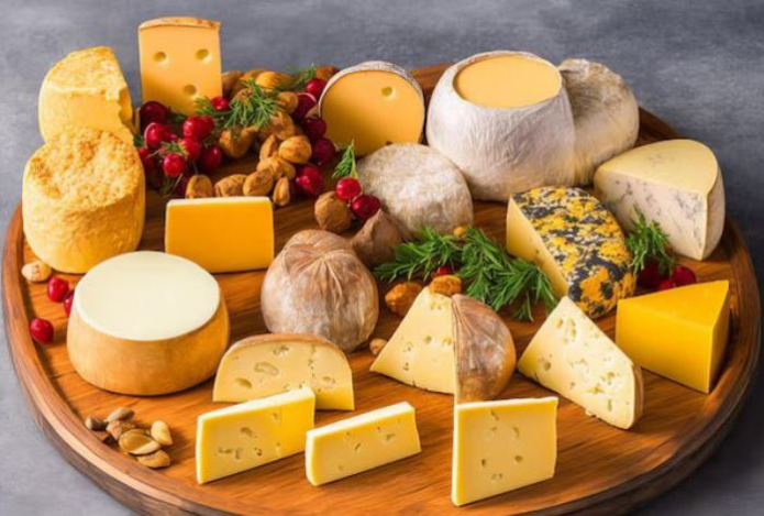 Диетолог назвал самые полезные для здоровья сыры
