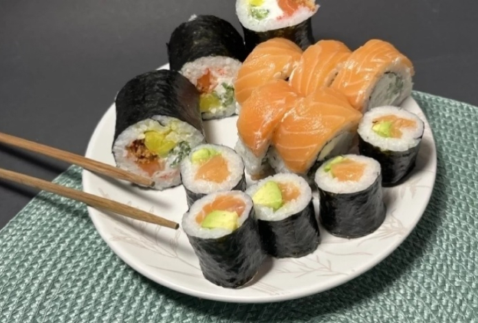 Еда или перекус. Как часто можно есть роллы и суши