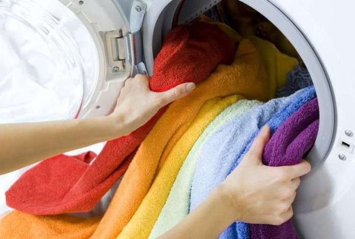 Эти привычки в стирке только портят вашу одежду