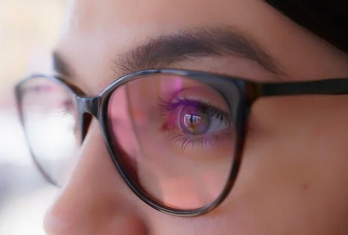 Названы простые продукты, которые сохранят ваше зрение