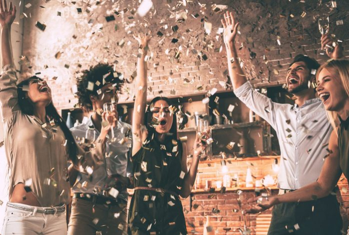 Как быстро убрать квартиру после вечеринки — советы от профессионалов