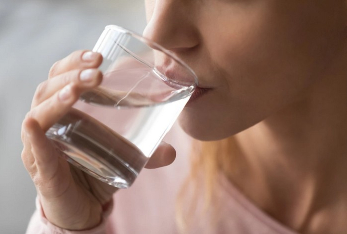 Раскрыт простой способ запустить организм и улучшить самочувствие по утрам