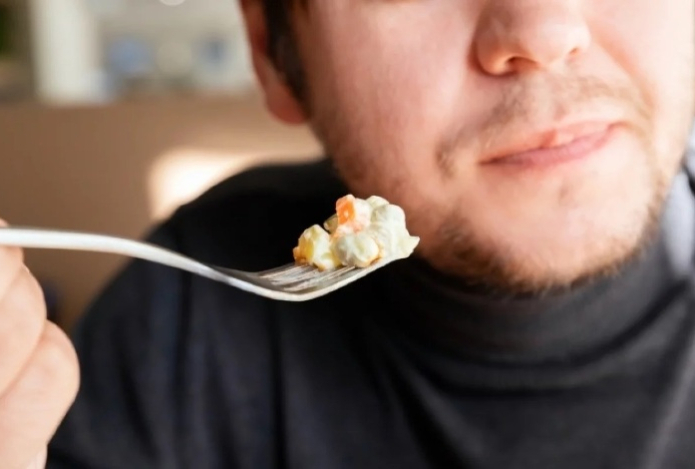 Как сделать салат «Оливье» полезным