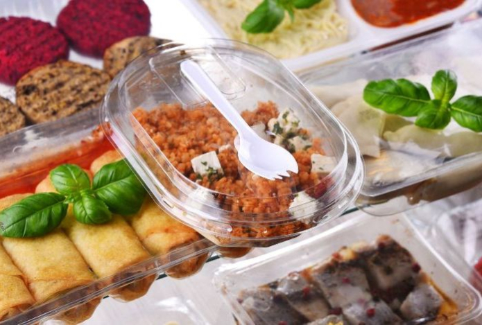 Как выбрать безопасные готовые блюда в супермаркете