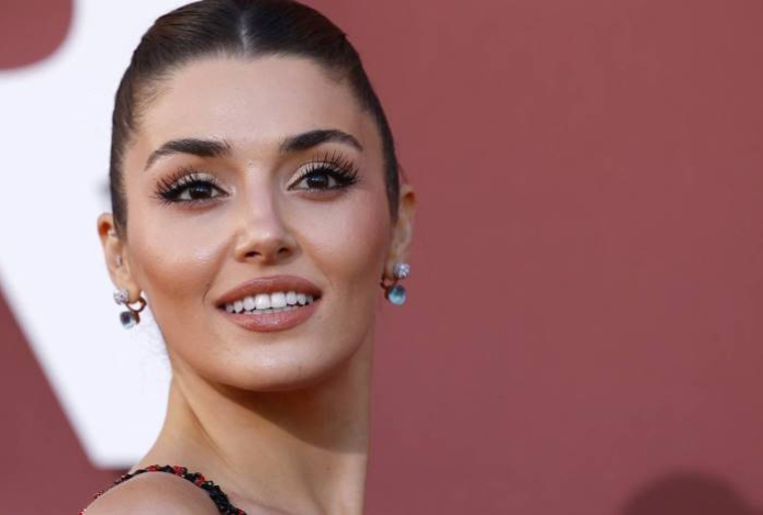 Звезда «Постучись в мою дверь» Ханде Эрчел представила свой новый фильм