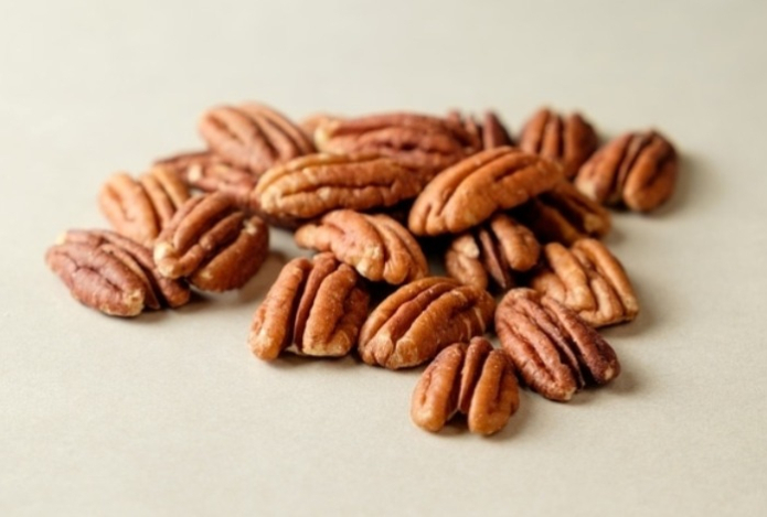 Как грецкий для мозга. Ученые нашли орех, который крайне полезен для сердца