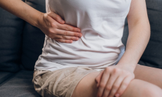 Биолог предупредила об опасности заражения паразитами от собак