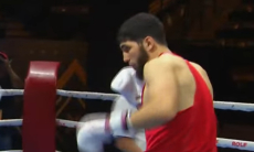 Видео быстрого нокаута в первом бою Казахстана на ЧМ-2025 по боксу от IBA