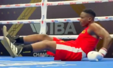 Нокаут с одного удара зафиксирован на ЧМ-2025 по боксу. Видео