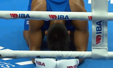 Нокаут после двух подряд нокдаунов зафиксирован на ЧМ-2025 по боксу с участием Казахстана