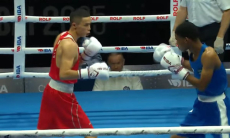 Разгромом закончился первый бой Сакена Бибосынова на чемпионате мира по боксу