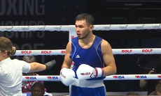 Казахстан понёс первую потерю на ЧМ-2025 по боксу